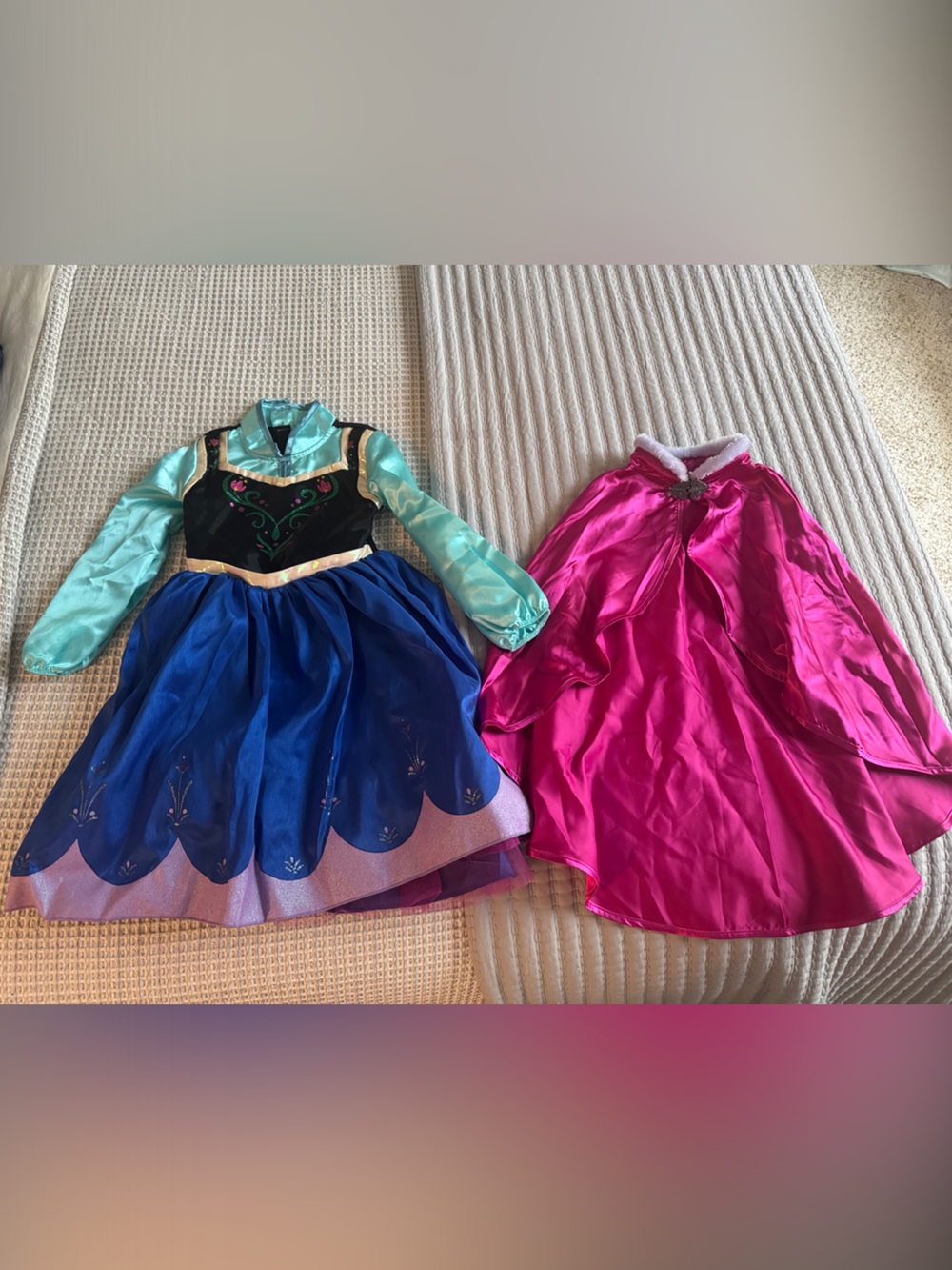 Disney Frozen Anna Costume Dress with Blue, Teal & Pink Cape - Size 4